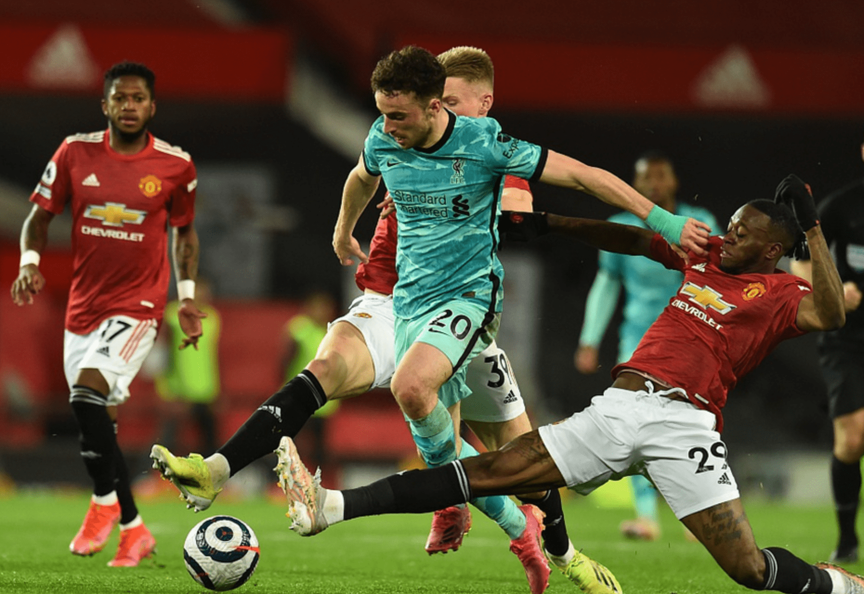 大国重器！“基石号”掘进机在我国单体地下铁矿山始发！